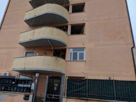 Trilocale in Via Delle Dalie, 64, Collefiorito, Guidonia Montecelio