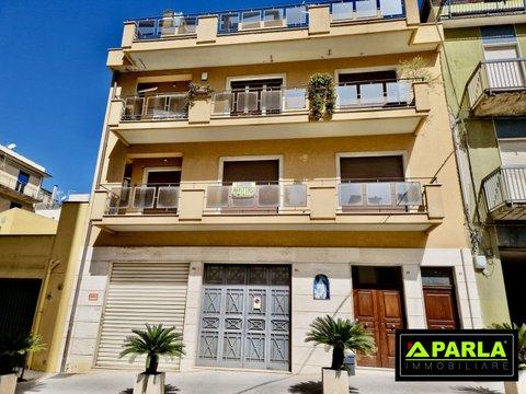Appartamento in Via Regione Siciliana s.n.c, Zona Centrale, Canicattì
