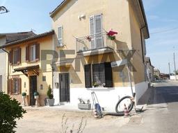 Villetta bifamiliare in Via Pier delle Vigne, 2, Linarolo