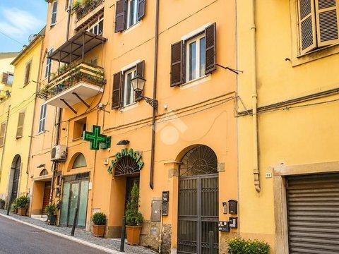 Bilocale in Via G. Garibaldi, 100, Marino Centro, Marino