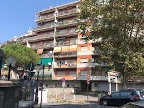 Bilocale in Piazza Antonio Meucci, Roma, Rm s.n.c, Marconi, Roma