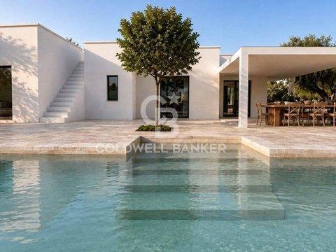 Villa in Contrada Rosara s.n.c, Via Ludovico - Corso Umberto I - Vittorio Emanuele, Ostuni