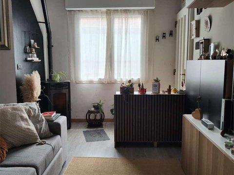 Bilocale in Via Monte Grappa, 6, Sesto Calende