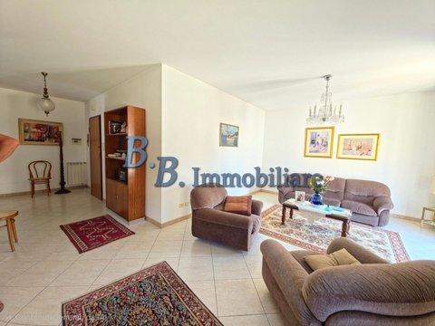 Appartamento in Corso Giacomo Generale Medici, 14, Sant'Anna - Sant'Ippolito, Alcamo