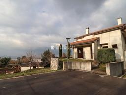 Villetta a schiera in Via Piave, Oggiono