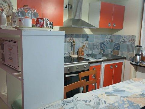 Trilocale in Via IV Novembre, 35, Centro, Pontremoli