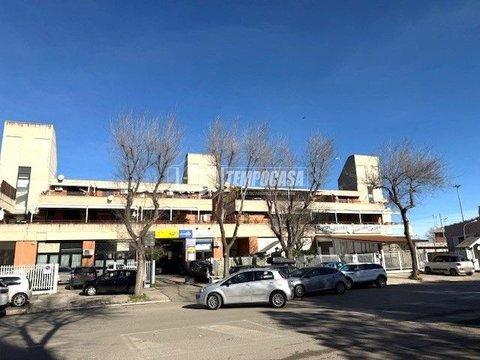 Trilocale in Viale Sant'Alfonso Maria dè Liguori, Croci, Foggia