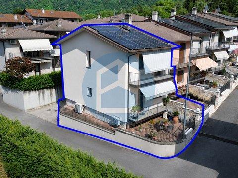 Villa in Via San Uberto, 27, Darfo Boario Terme