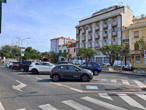 Trilocale in Piazza della Libertà, 2, Centro Storico - Giardini, Borghetto Santo Spirito