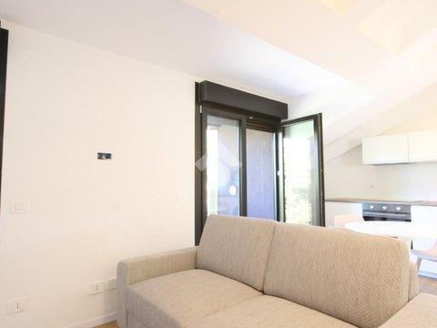 Bilocale in Via Bellinzona, 207, Sagnino-Tavernola-Monte Olimpino, Como