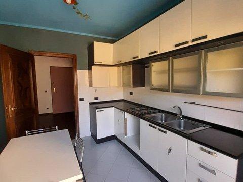 Trilocale in Via Edmondo Morelli, 23, Civita Castellana