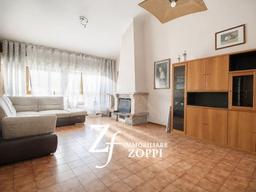 Quadrilocale in Via Larga s.n.c, Calenzano