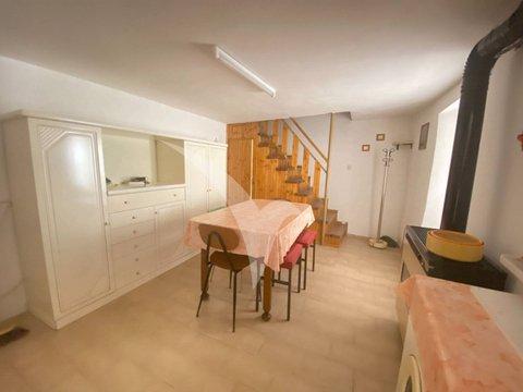 Casa indipendente in Via Menolzio, 25 -11, Mattie