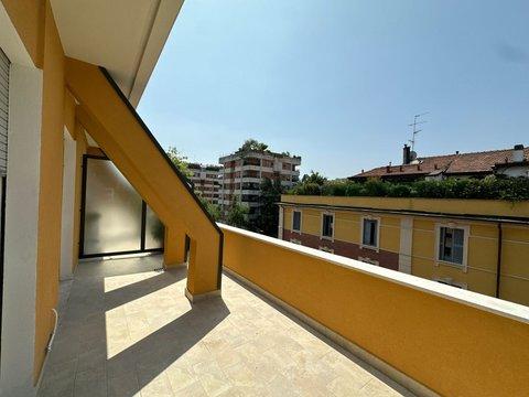 Quadrilocale in Via Andrea Maffei, 10, Cinque Giornate - Cadore, Milano