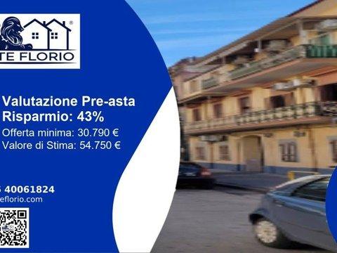 Quadrilocale in Via Cardinale Filomarino, 78, Secondigliano, Napoli