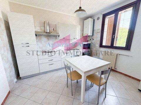 Appartamento in Via Sandro Pertini, 1, Castelmassa