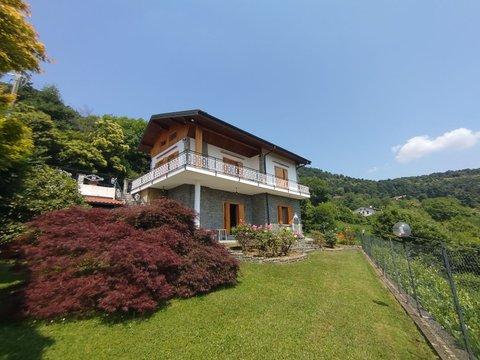 Casa indipendente in Via Giuseppe Ver di, 20, Roletto