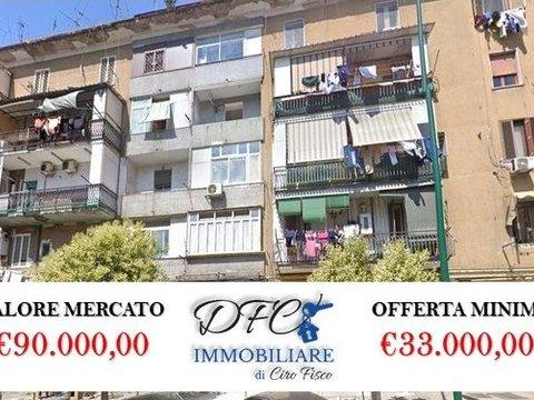 Trilocale in Calata Capodichino, San Carlo all'Arena-Ponti Rossi, Napoli