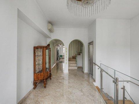 Casa indipendente in Via Cimarosa Domenico, 3, Centro, Varese