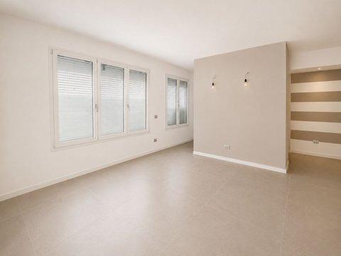 Trilocale in Via Roveggia, 90, Golosine, Verona