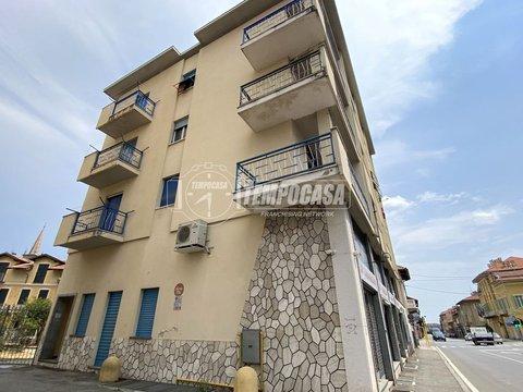 Quadrilocale in Via Milano, Vigliano Biellese