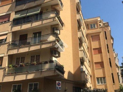 Bilocale in Via di San Calepodio, 54, Gianicolense - Monteverde Vecchio, Roma