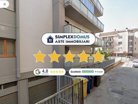 Quadrilocale in Via Santeramo in Colle, Via Bari - Via Gravina - Via Santeramo, Altamura