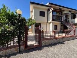 Trilocale in Via Cavalcanti, Castrolibero