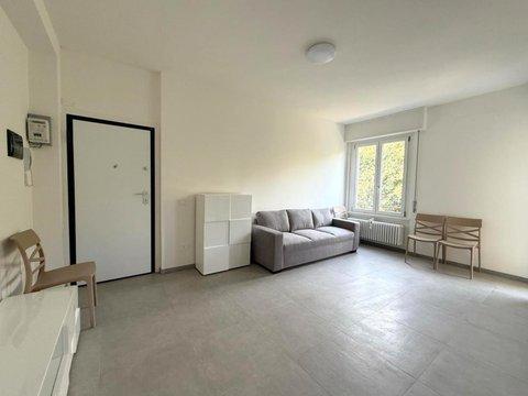 Trilocale in Viale Omero, Corvetto, Milano