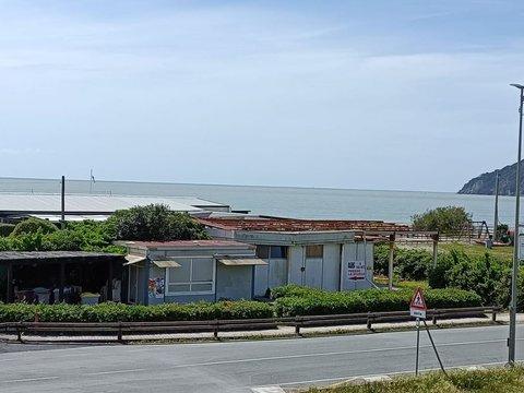 Trilocale in Viale Litoraneo, 23, Marinella, Sarzana