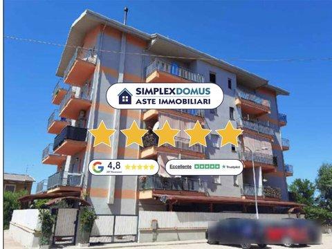 Trilocale in Via Ibiza, Schiavonea, Corigliano-Rossano