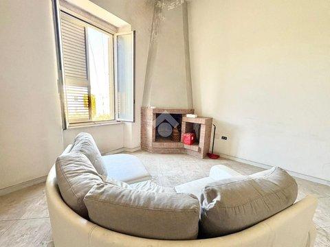 Trilocale in Via Emanuele Gianturco, s.n.c, Poggioreale, Napoli