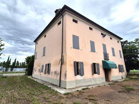 Casa indipendente in Via Fenilbruciato, 10, Sissa Trecasali