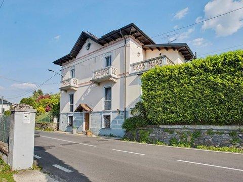 Casa indipendente in Via Portovaltravaglia, 7, Germignaga