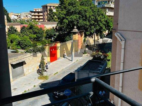 Villetta bifamiliare in Via Sciara, 51, Centro, Bagheria