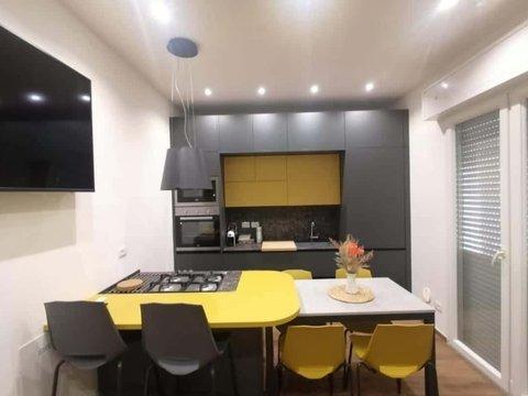 Trilocale in Viale Misurata, 19, Marina - Tripoli Mare, Rimini