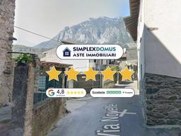 Appartamento in Via Campassi, Esine
