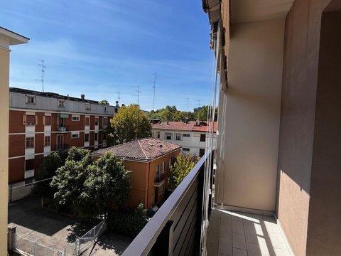 Trilocale in Via del Caravaggio, Buon Pastore, Modena