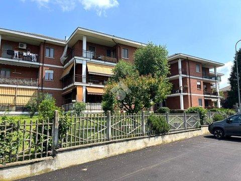 Trilocale in Via Nino Costa, 68, Poirino