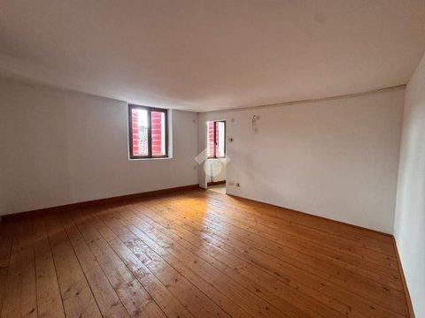 Trilocale in Via Liberazione, 8, Feltre