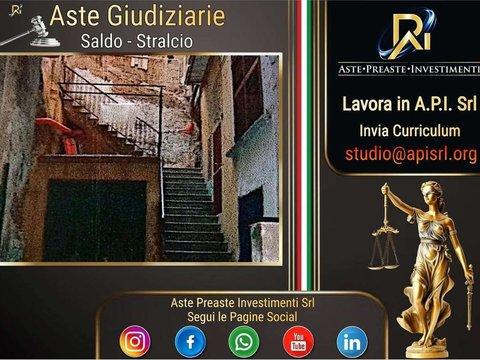 Quadrilocale in Via San Arcangelo a Baiano, 91, Mercato-Pendino, Napoli