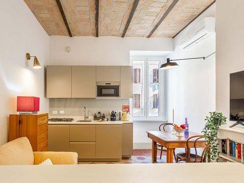 Trilocale in Via Aldo Manuzio, 95, Testaccio, Roma