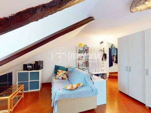 Bilocale in Via Gaetano Donizetti, 26, San Salvario, Torino