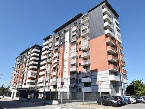 Trilocale in Strada del Portone, 35, Mirafiori Sud, Torino