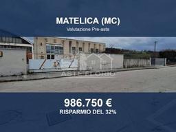 Trilocale in Via Nannino Crescentini, 8, Matelica