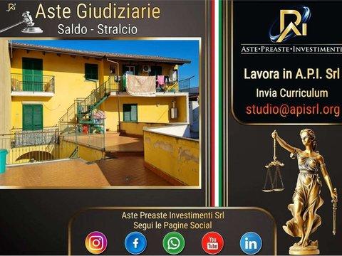 Casa indipendente in Vico Pragliuli, 26, Centro Storico, Giugliano in Campania