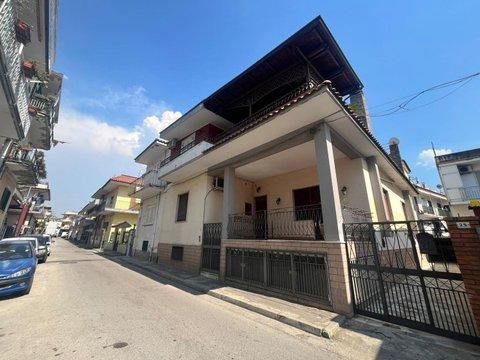 Quadrilocale in Via Libero Bovio, 21, Brusciano