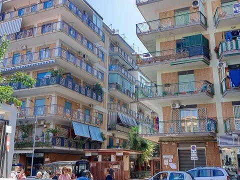 Quadrilocale in Via Alcide de Gasperi s.n.c, Centro Città, Casoria