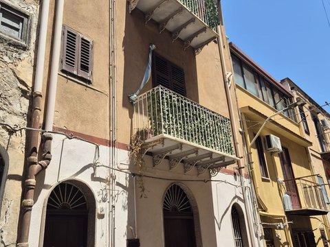 Casa indipendente in Via Vittorio Amedeo II s.n.c, Centro Storico, Termini Imerese