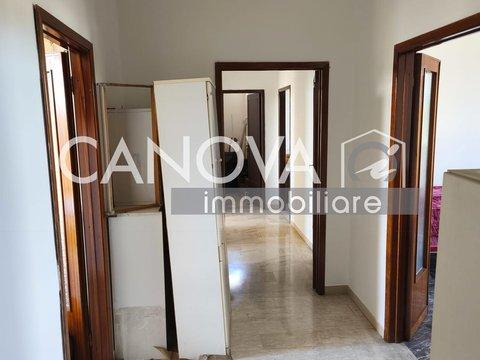 Quadrilocale in Via Baccio da Montelupo, Legnaia - Soffiano - Ponte a Greve, Firenze